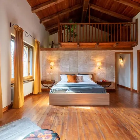 Oda ve Kahvaltı Quattrovigne - 4*